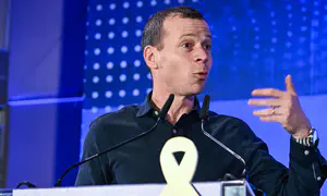 עמית סגל: "איימו על הבן שלי"