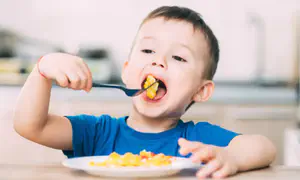 איך נהוג אצלכם ארוחת צהרים לילדים?