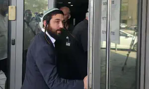 צבי סוכות נחקר באזהרה על הפריצה לשדה תימן