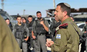 האלוף בלוט עוצר את כניסת הפועלים ליישובים