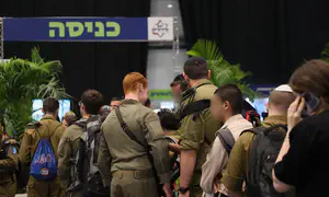 "לא לבד": המחווה לחיילים הבודדים