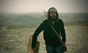 המסע המוזיקלי של שחר עזרא: "לך לך"