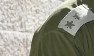 אבישי הרר הוא הקצין שנמצא ללא רוח חיים