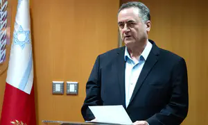 Defense Minister orders immediate enforcement for burning garbage