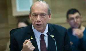 רשויות עוקבות אחרי נהגים ופוגעות בפרטיות