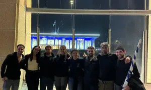 שרן השכל הגיעה למחות בכנסת נגד חוק הגיוס