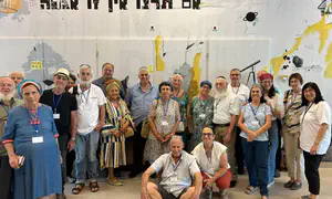 פנסיונרים יוצאים לשנת התנדבות בפריפרייה