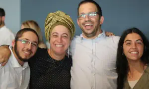 נתחתן, כי זו השמחה של אבא