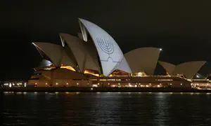 Majority of Australians fear for religious safety after Bondi