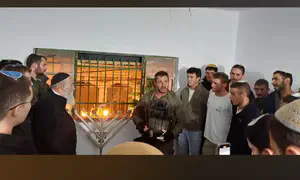 הדלקה היסטורית בקסבה בחברון