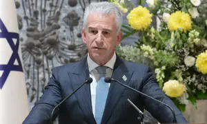 "הפלת המשטר באיראן - חובתנו לדורות הבאים"