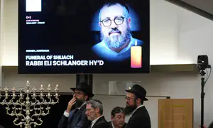 Hundreds mourn Rabbi Eli Schlanger, murdered in Bondi attack