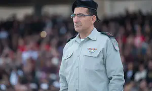 מפקד זרוע היבשה לשעבר נפטר בגיל 61