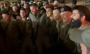 זמיר ו"החשמונאים" בריקוד "יוונים נקבצו"