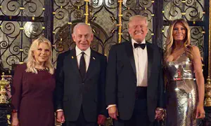 Netanyahus attends Trumps' New Year's Eve gala