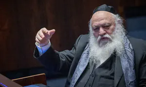 ההשוואה המקוממת של גולדקנופף