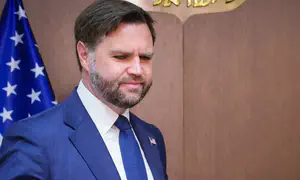 לחיצת ידיים מפתיעה ומדאיגה