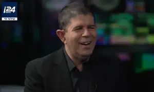 "בנט מציג ימין שאני קצת מתגעגע אליו"