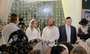 ברכת כהנים בחופת אלמנתו של יהונתן לובר