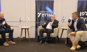 Закон о воинской повинности - компромисс или взрыв?