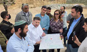 השר סמוטריץ' וח"כ סוכות נכנסו לכפר נעלין