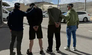 פלסטינים נעצרו בחשד להשלכת בקבוקי תבערה