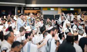 תפילת הלל בראש חודש אדר: "קרדיט לבמאי"