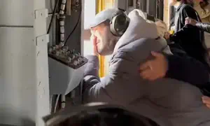 Eliya Cohen shares footage of his return to Israel