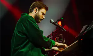 Alon Ohel plays live concert to mark first birthday free