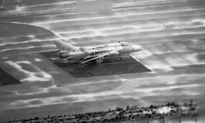 צפו: מטוס קרב איראני מושמד