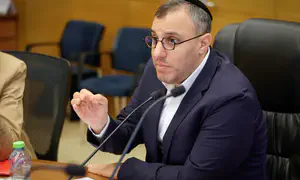 עקיצה לליברמן: "פעם קיבל החלטה טובה"