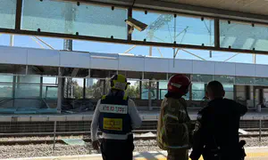 Разрушение зданий и повреждение вокзала в Холоне