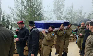 סמל אביעד וולנסקי ז"ל מובא למנוחות