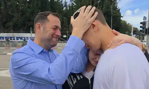 יוסי דגן התרגש: הבן התגייס