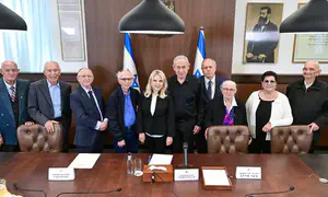 נתניהו נפגש עם מדליקי המשואות