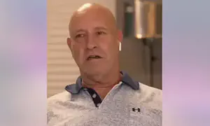 הזמר הישראלי בן ה-64 שהפך לכוכב ברומניה