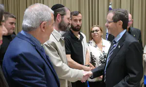 סיפורי כאב וגבורה של נפגעי פעולות האיבה