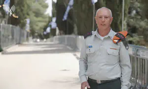 Последние репетиции знаменосцев к церемонии факелов