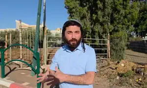 האזהרה של סוכות בסיור ביישוב הבדואי