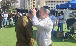 יום גיוס חרדי בבקו"ם: "חלק משליחות"
