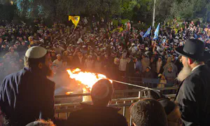 מה הביא את ההמונים לעיר האבות בל"ג בעומר?