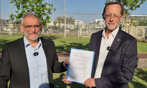 משה פייגלין ומיכאל בן ארי ירוצו יחד