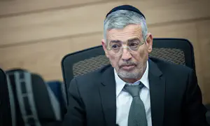 מאבק על שכר הרבנים