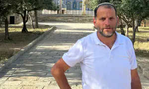 Bereaved father recites Kaddish on Temple Mount