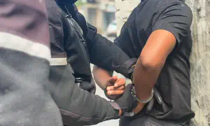 Armed Arab suspect arrested near Jerusalem's Old City