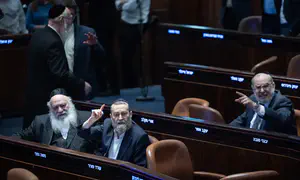 חוק הסבסוד לחרדים עריקים אושר בטרומית