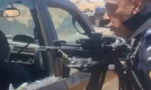 Watch: Police point gun at hilltop youth