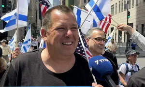 אבידע בכר צעד בניו יורק: "בוחרים בחיים"