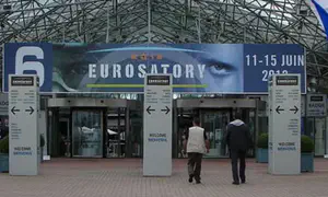 France excludes Israel from defense expo