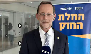 החלת הריבונות תקועה - בגלל הימין